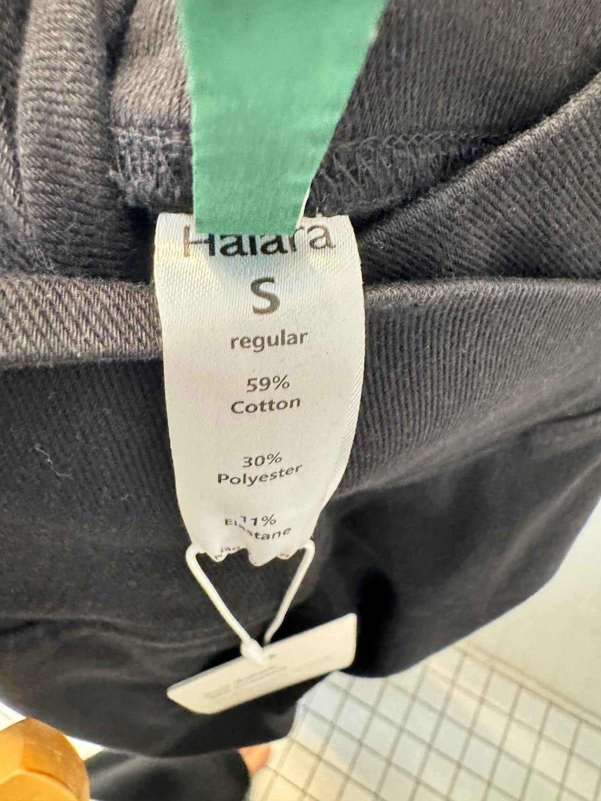NWT Halara · Flare Pants · Black Stretch Crossover Waist Size S — photo 2