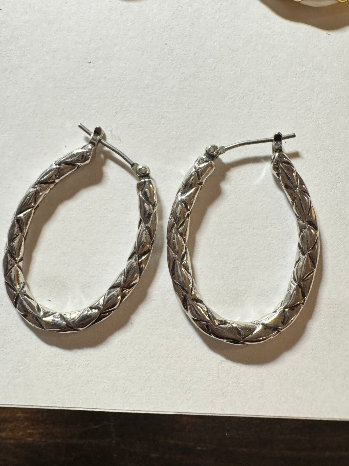 Silver-Tone Oval Hoops · Diamond Lattice · Latch-Back — photo 2