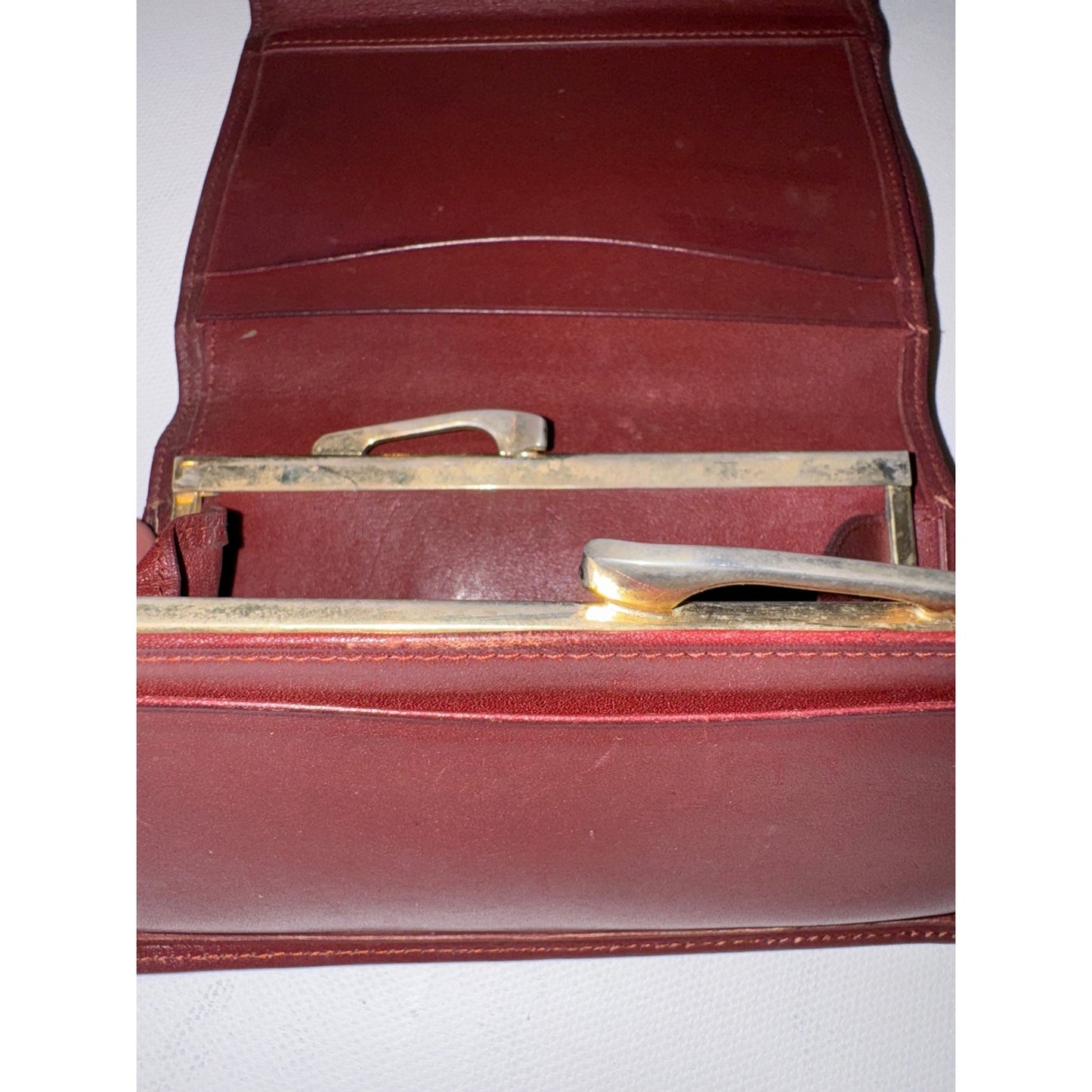 🍒 CARTIER ACCESSORY – TIMELESS & AUTHENTIC