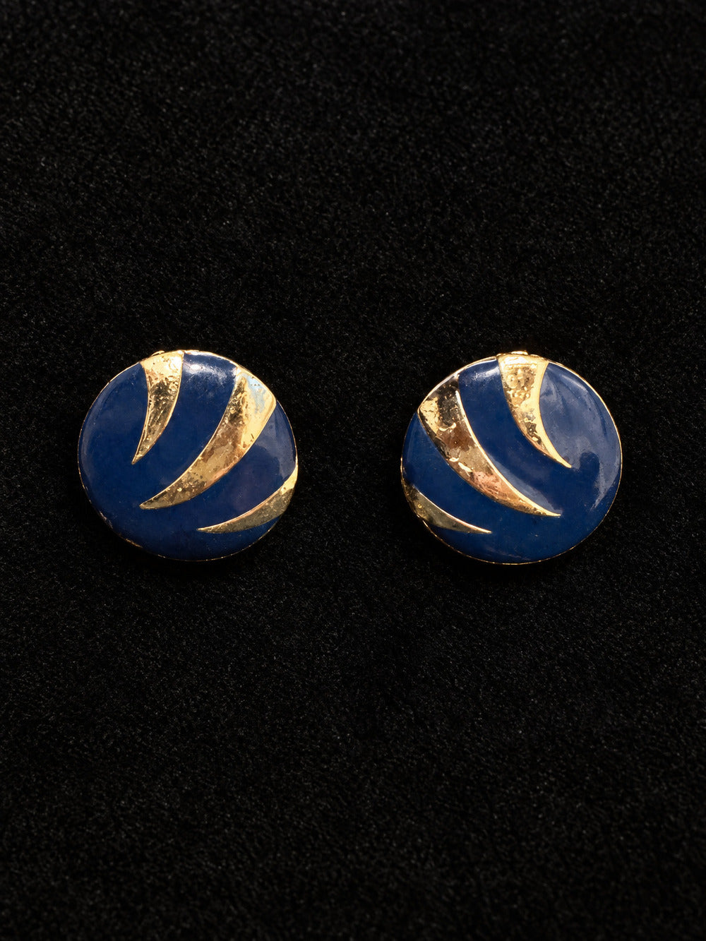 ⚜️ Navy & Gold-Tone Enamel Clip-On Earrings | 1980s Dome Clip-On 💗