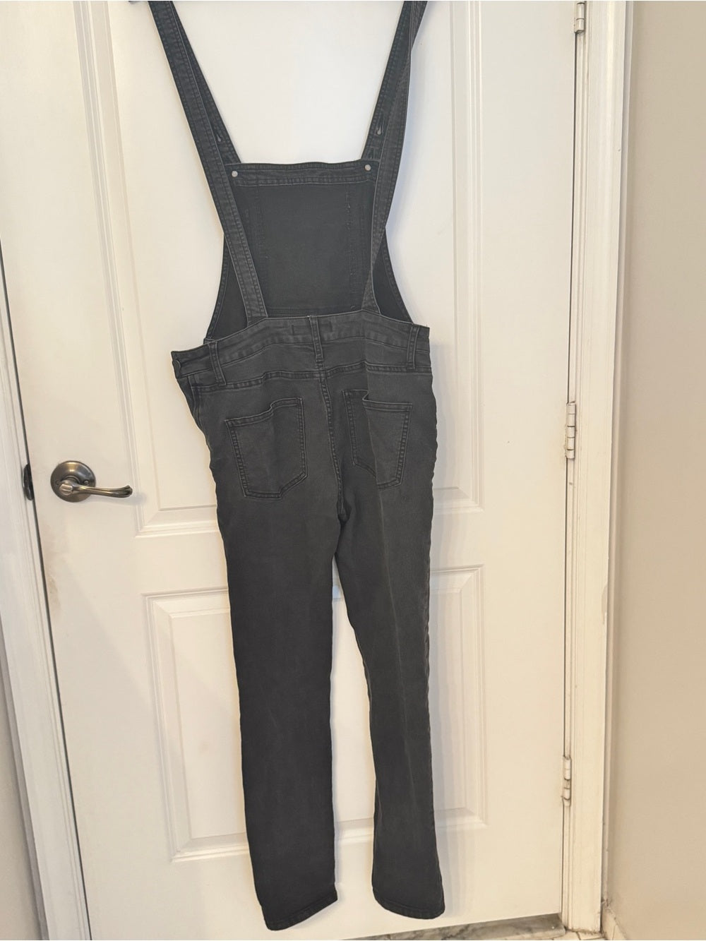 ⚜️ Free People | Charcoal Denim Overalls | Size 27 💗 — photo 3