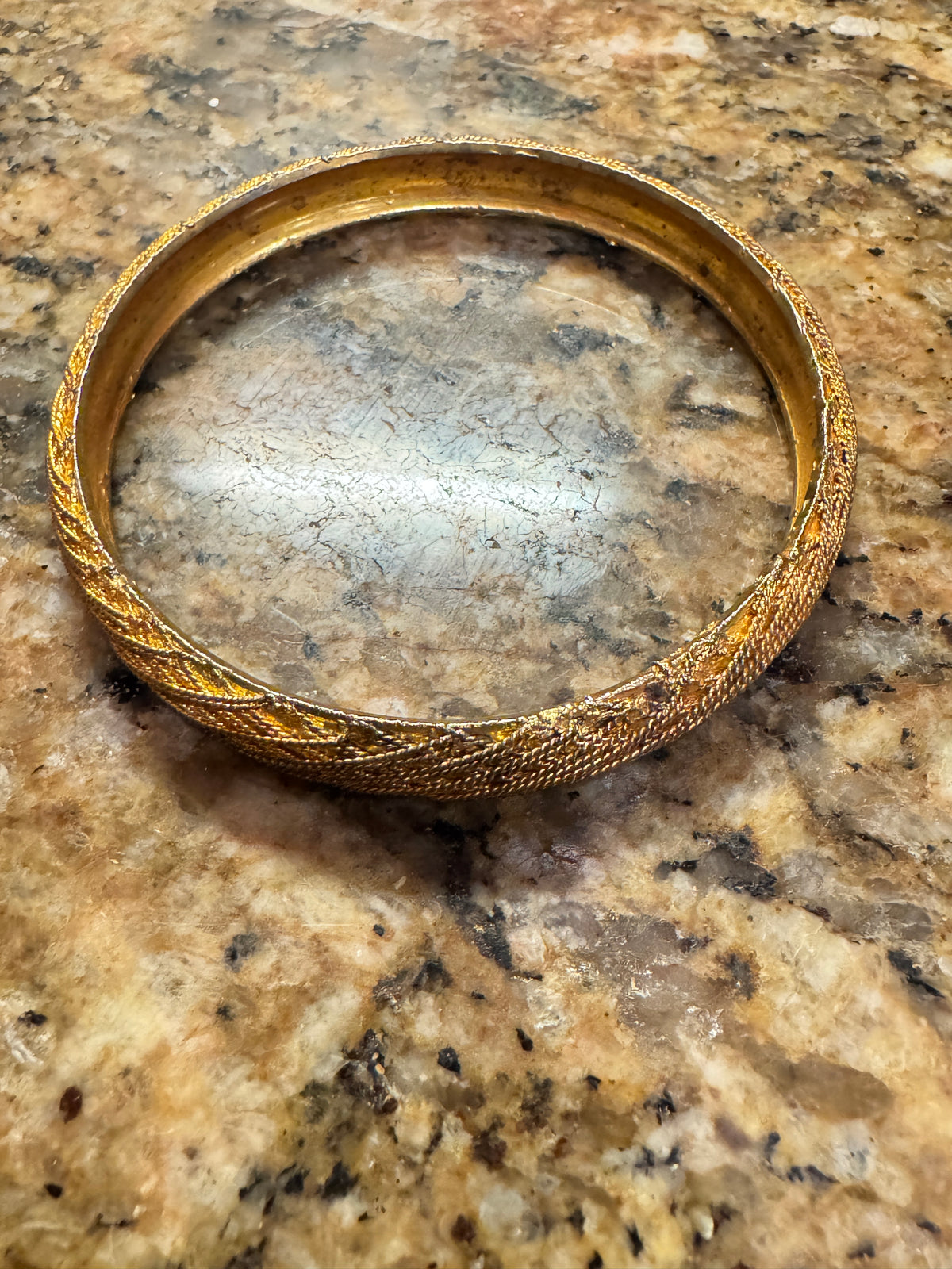 ⚜️ Gold-Tone Bangle | Twisted Rope Texture | Vintage 70s Style 💗 — photo 3