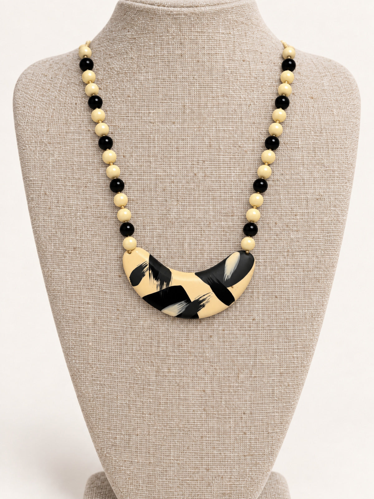 ⚜️ Enamel Necklace | Bold Black & Beige | Hook 💗