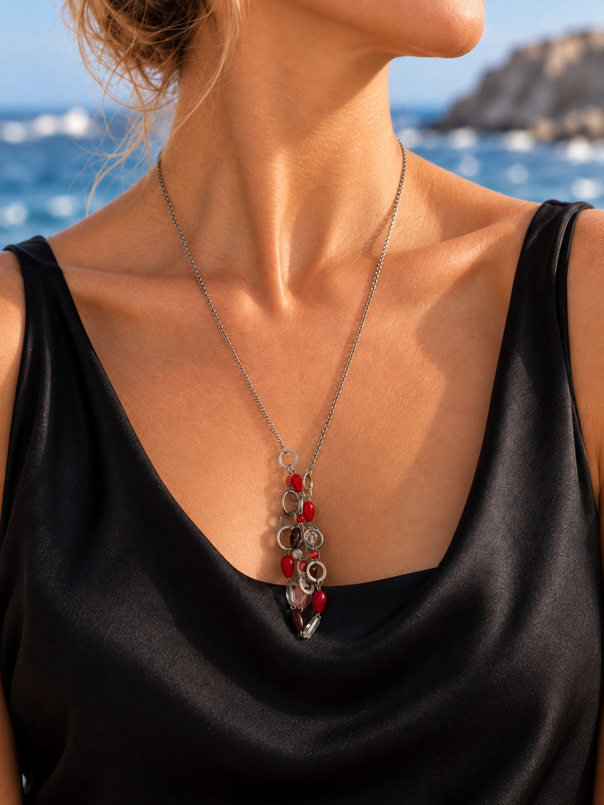 ⚜️ Necklace | Silver-Tone with Red Accents | Hook 💗