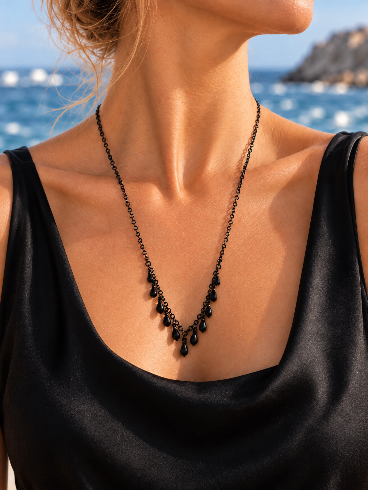 ⚜️ Metal Necklace | Elegant Draped | Black 💗