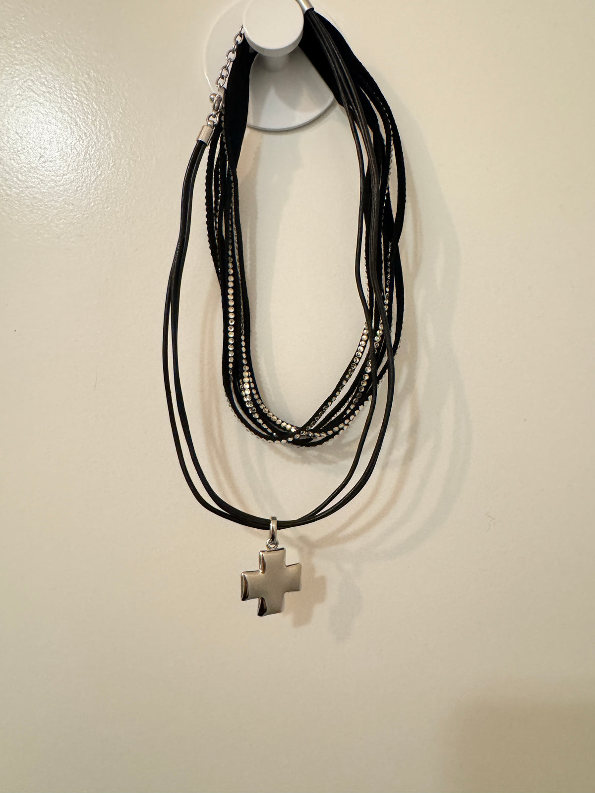 ⚜️ Multi-Strand Cord Necklace | Rhinestone Cross Pendant | Black Silver-Tone 💗 — photo 3