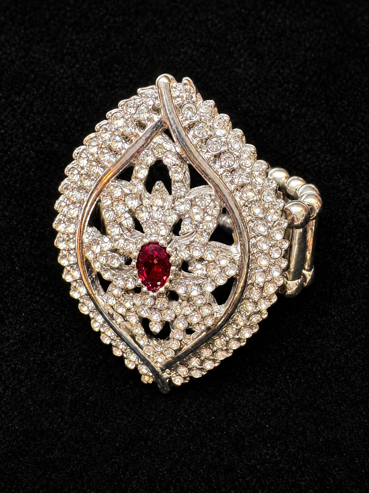 ⚜️ Pavé Statement Ring | Crystal & Red Center | Stretch Fits Most 💗