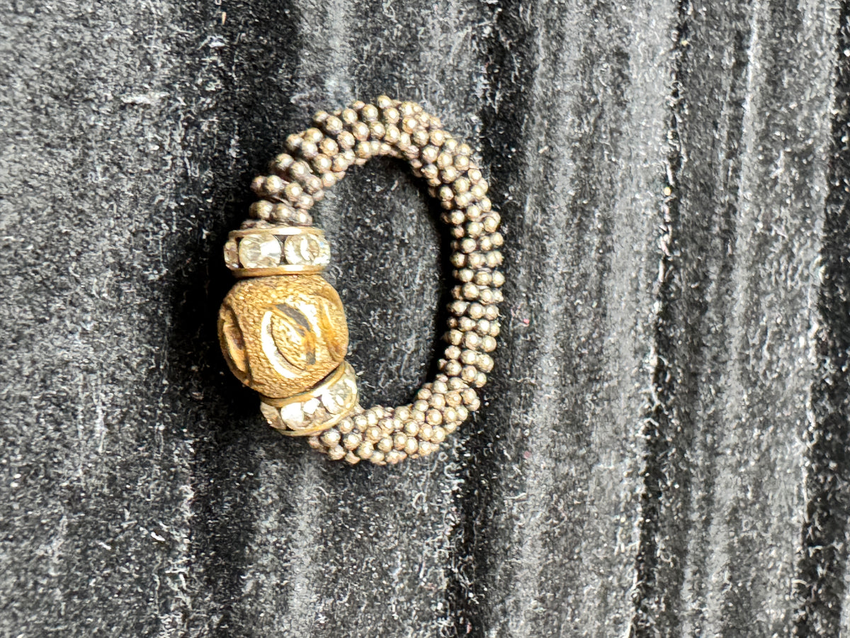⚜️ Stretch Ring | Beaded Band + Rhinestone Rose Center | Fits Most 💗 — photo 3