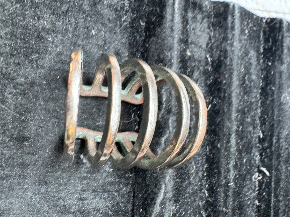 ⚜️ Artisan Coil Ring | Adjustable Spiral Band | Silver-Tone Patina 💗 — photo 3