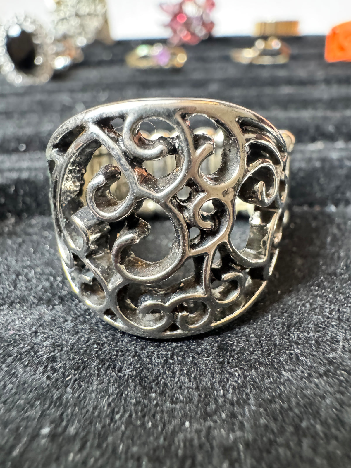⚜️ Filigree Scroll Band | Wide Statement Ring | Silver-Tone 💗 — photo 3