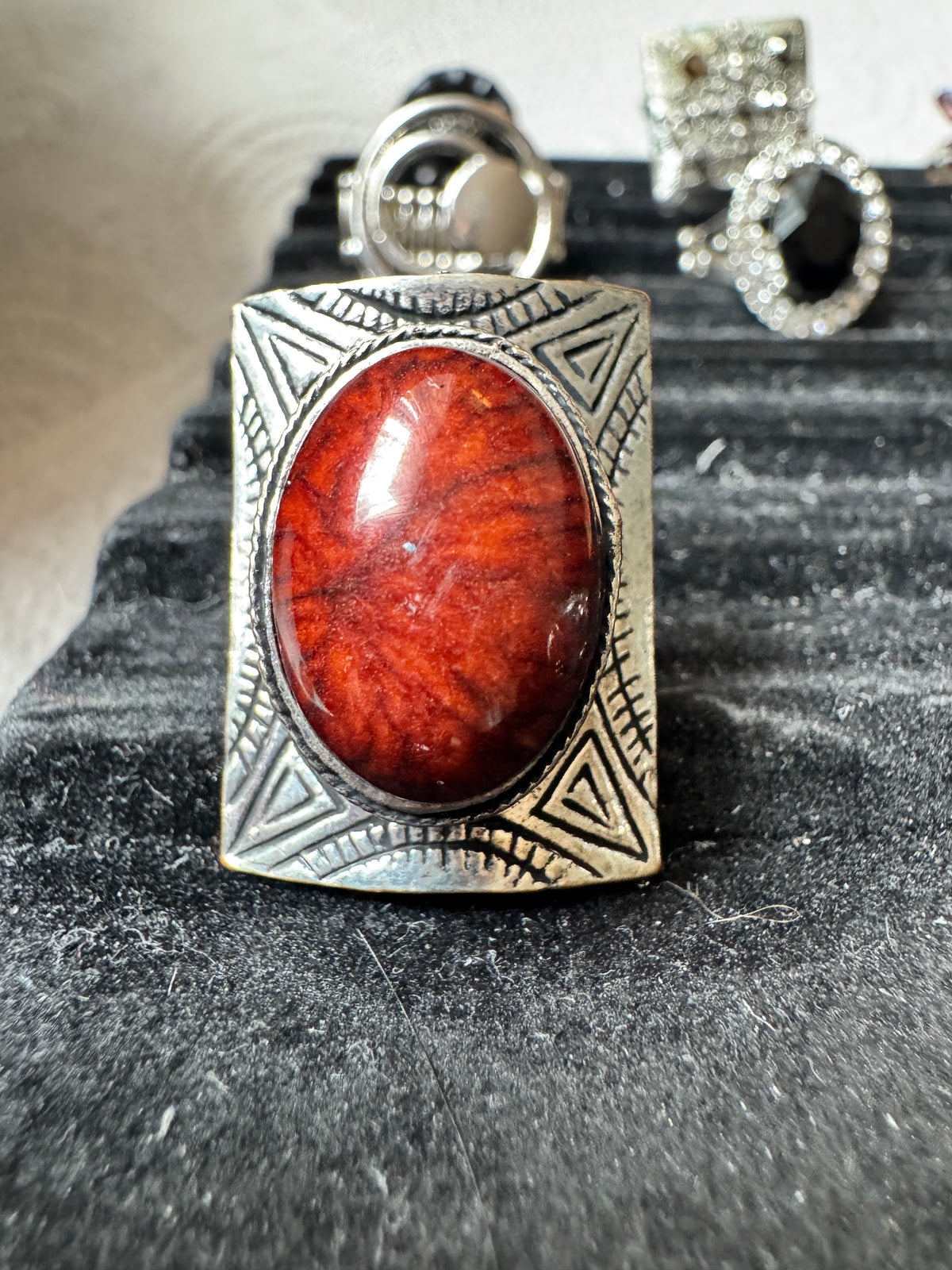 ⚜️ Stretch Statement Ring | Red-Orange Cabochon | Silver-Tone Geometric 💗 — photo 3