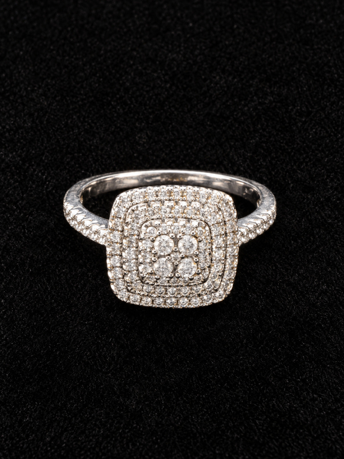 ⚜️ Pavé Cluster Ring | Cushion Halo Style | Size 9 Clear Crystal 💗