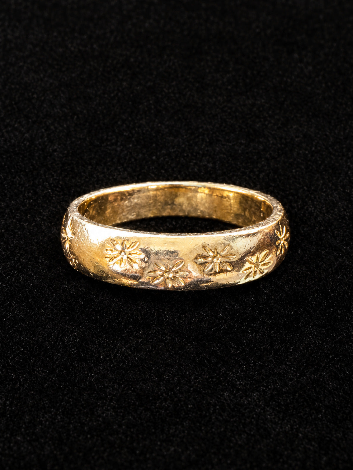 ⚜️ Floral Band Ring | Victorian-style | Size 9 Gold-Tone 💗