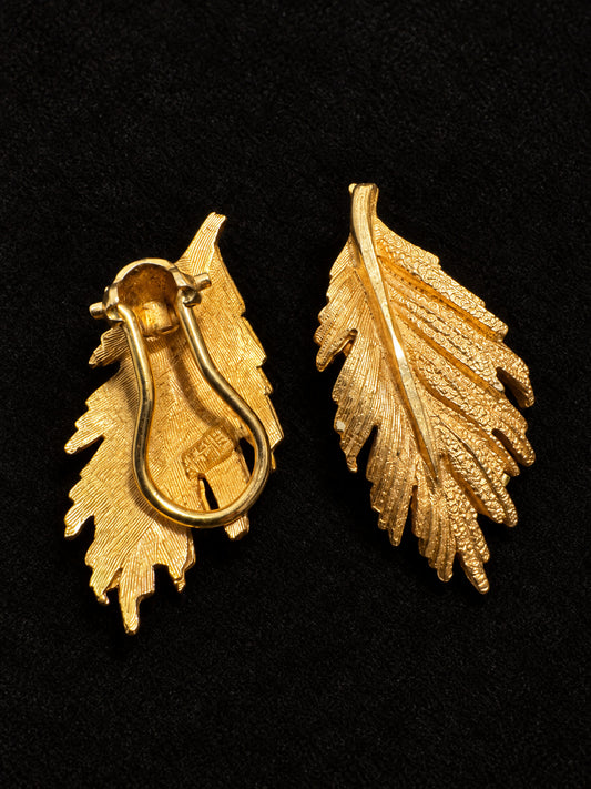 ⚜️ Gold-Tone Leaf Clip-On Earrings | Textured Vintage Style | Mid-Century 💗