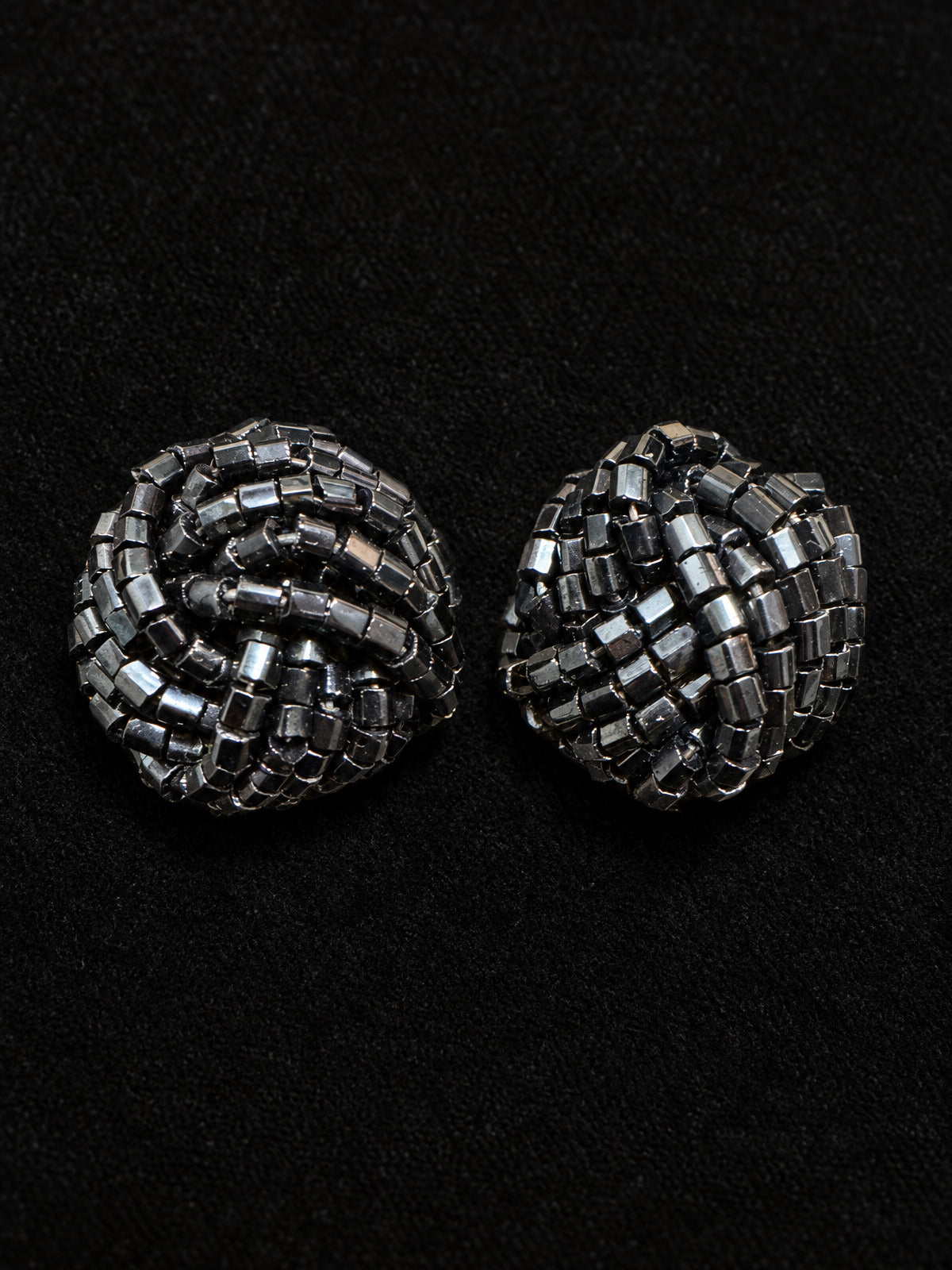 ⚜️ Beaded Clip-On Earrings | Domed Woven Bugle Beads | Gunmetal 💗