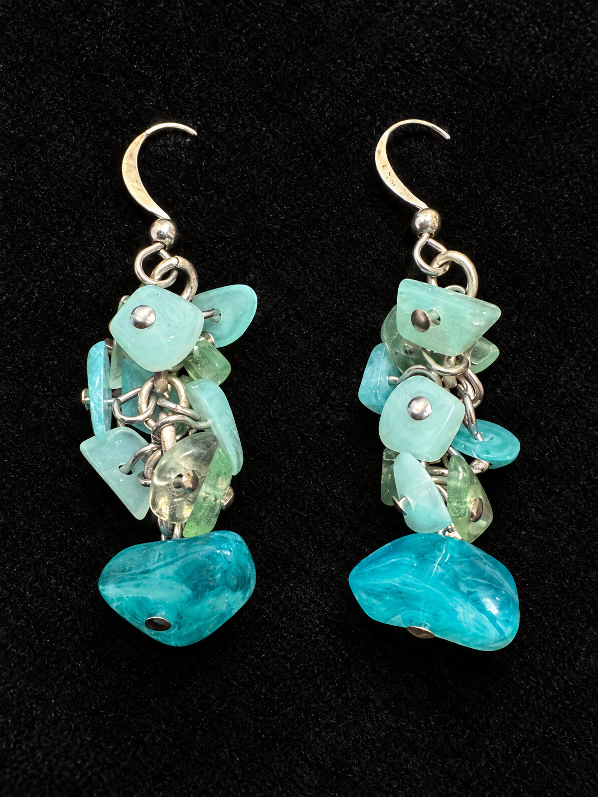 ⚜️ Cluster Dangle Earrings | Turquoise & Aqua Chips | Silver-Tone 💗