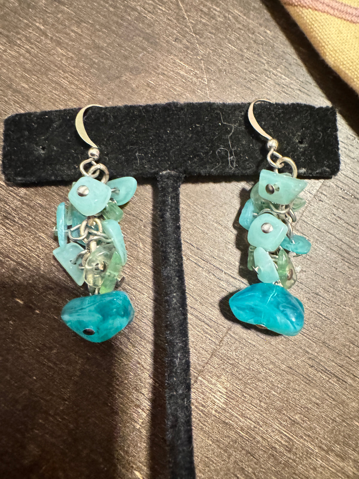 ⚜️ Cluster Dangle Earrings | Turquoise & Aqua Chips | Silver-Tone 💗 — photo 2