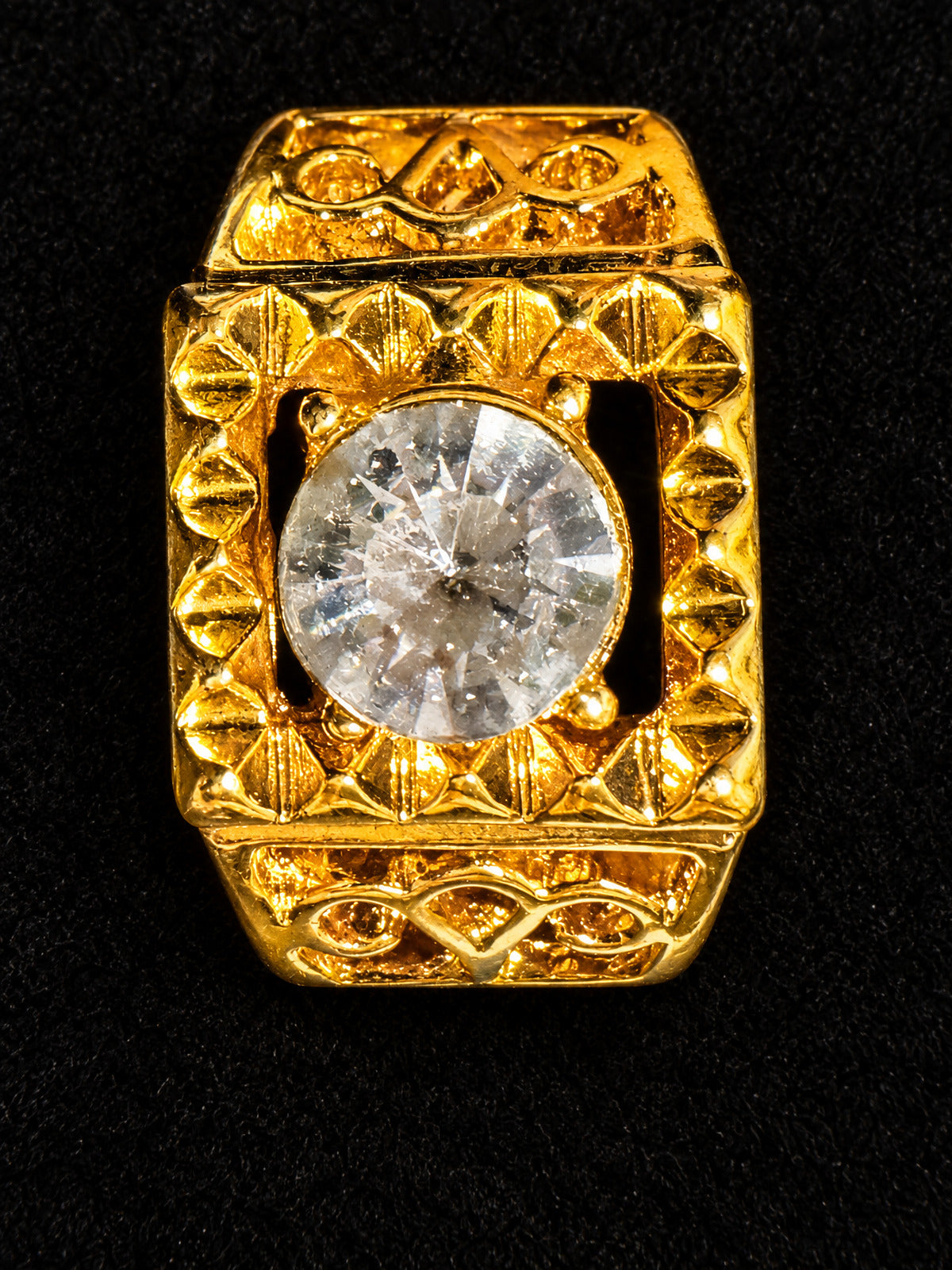 ⚜️ Gold-Tone Square Statement Ring | Filigree Crystal Center | Size 9 💗