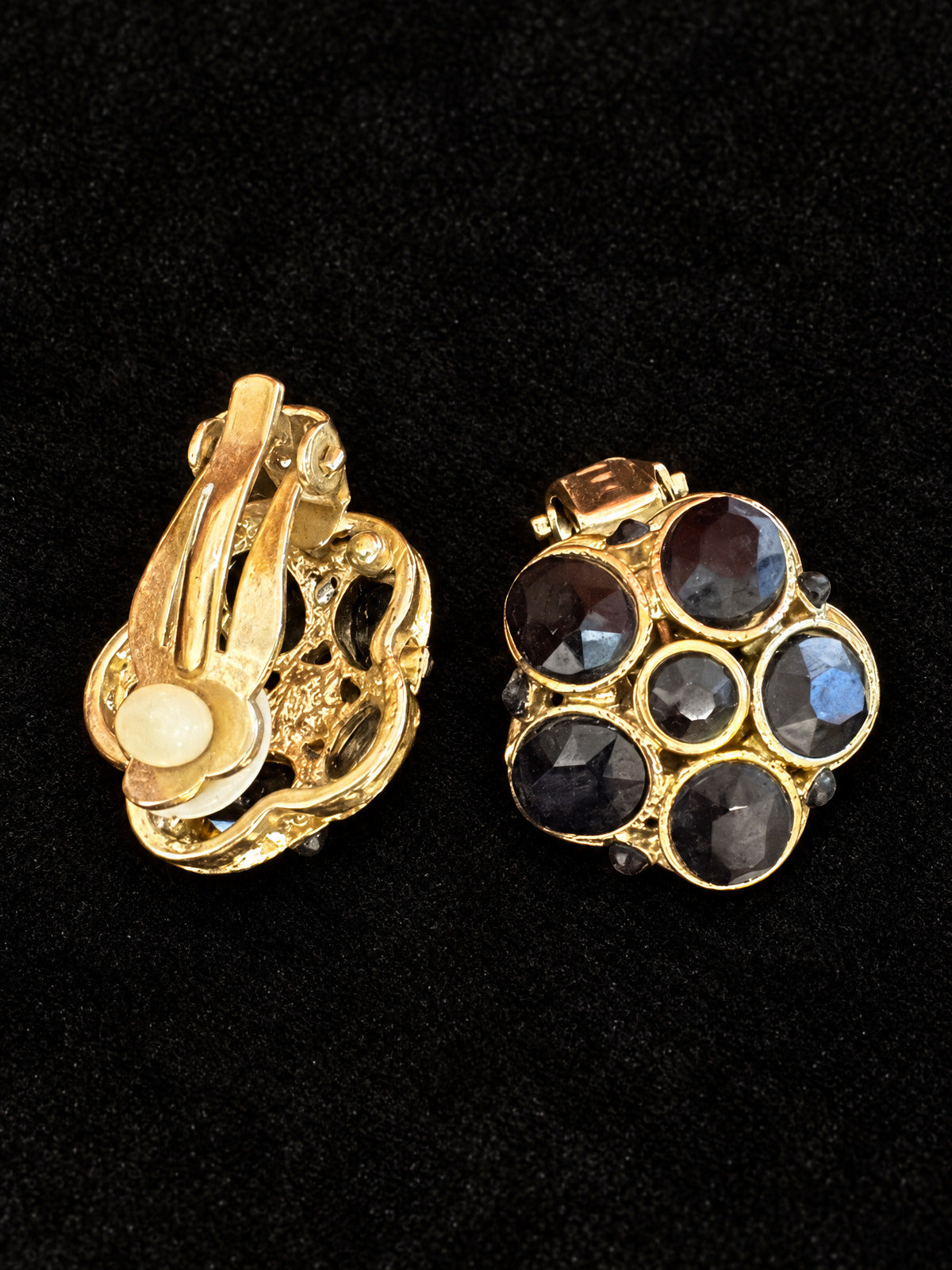 Clip-On Earrings · Vintage Cluster · Gold-Tone Navy Faceted Gems
