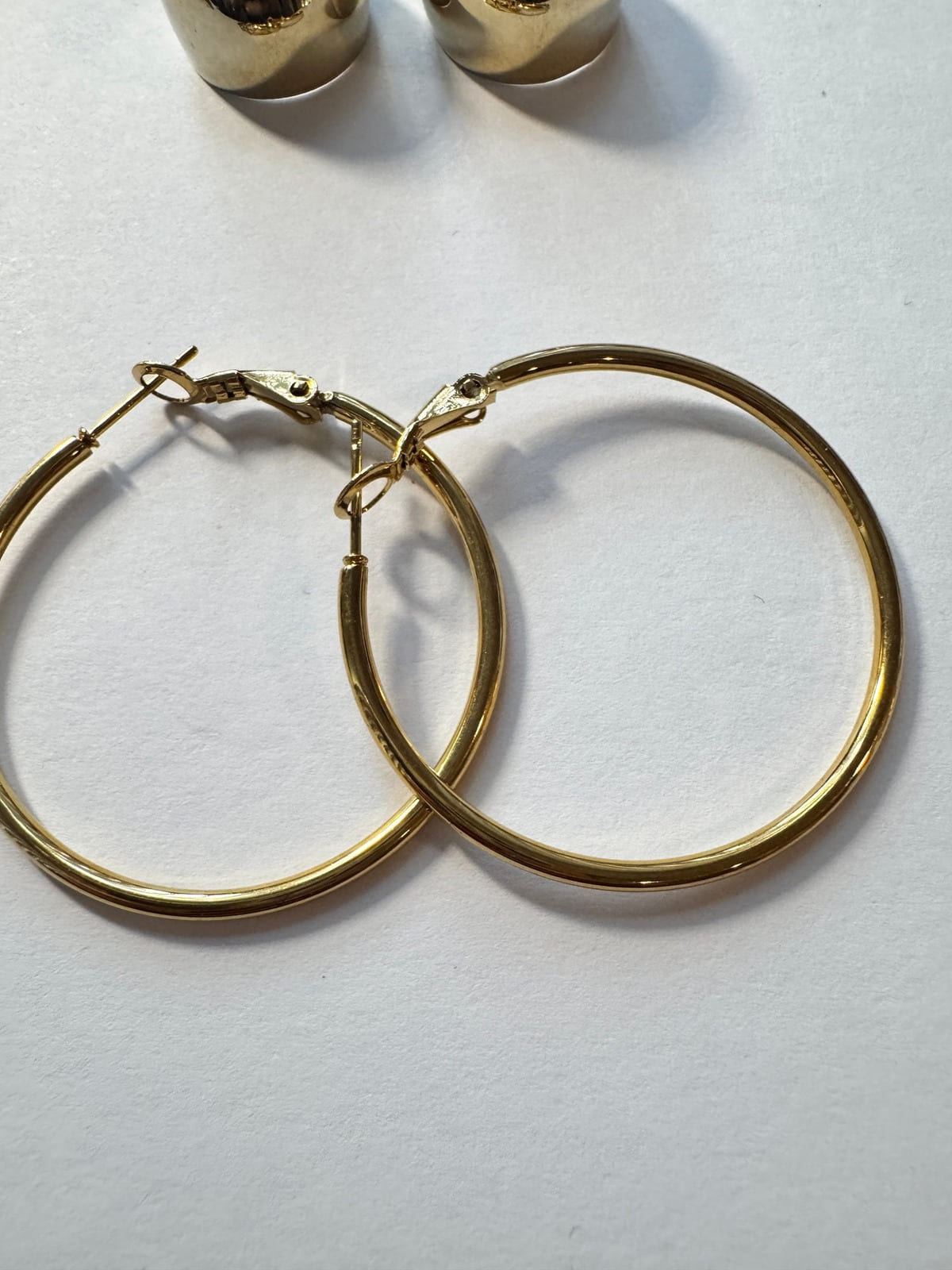 Gold-Tone Hoop Earrings · Oversized Classic · Latch Back — photo 2