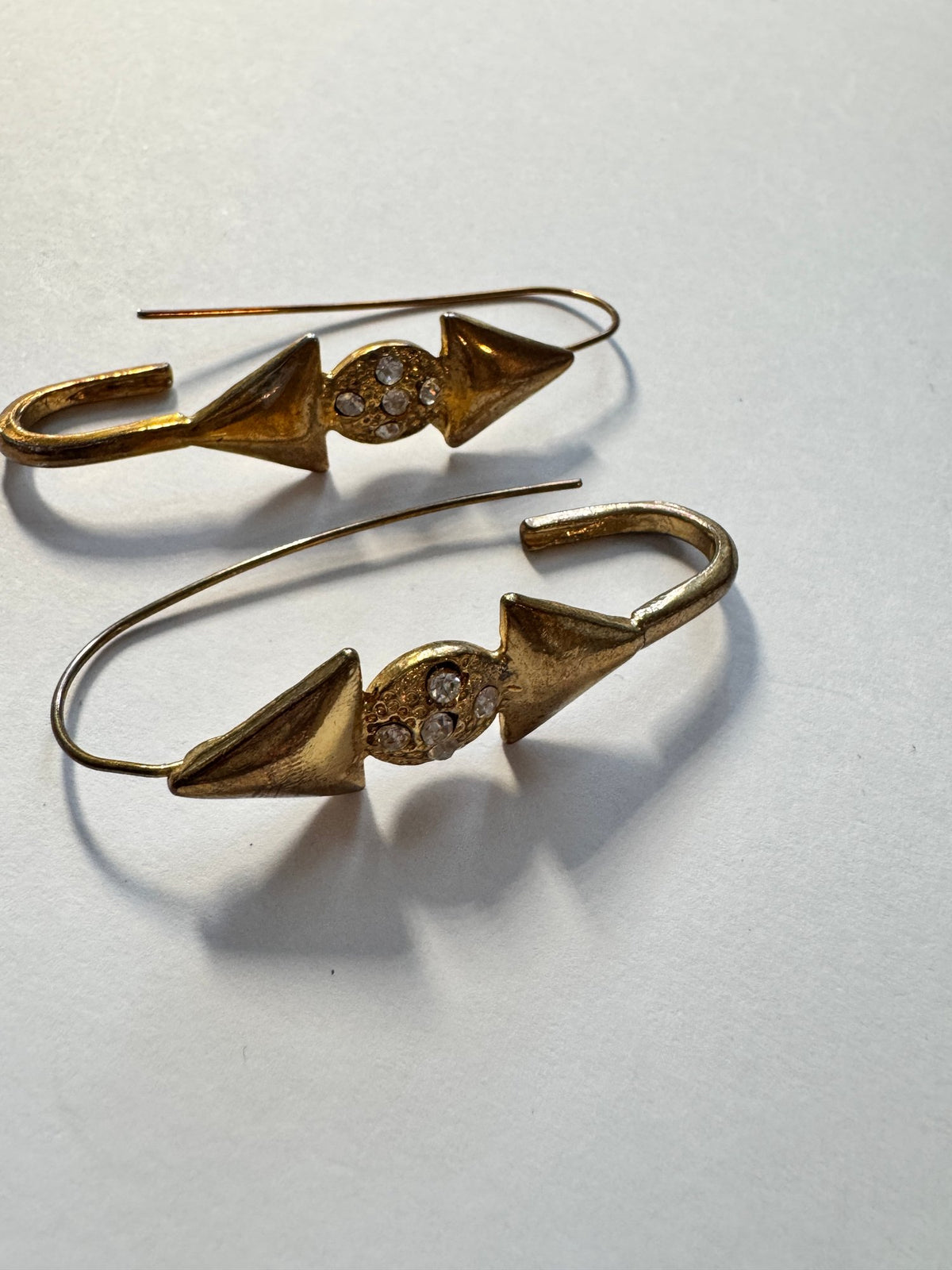 Gold-Tone Safety Pin Earrings · Arrow Crystal Statement · 1980s — photo 2