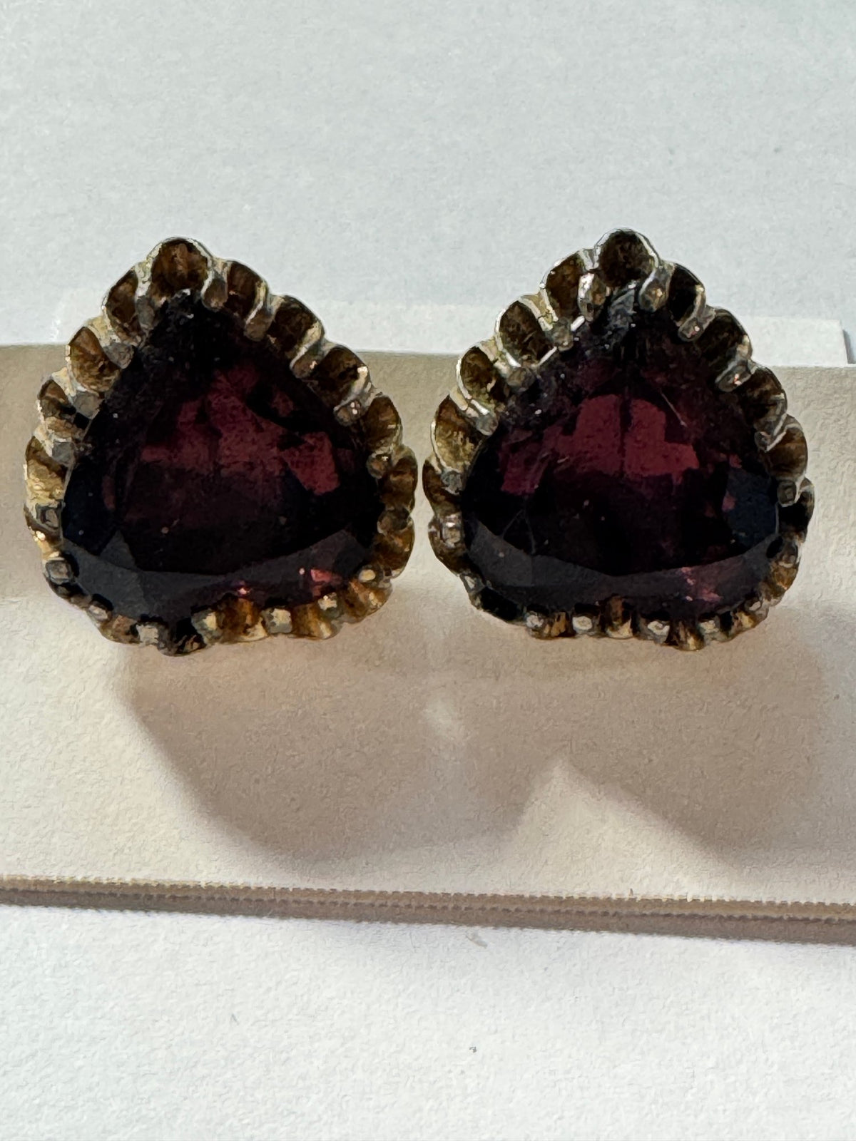 Sexy Screw-Back Earrings · Victorian-Style · Deep Burgundy Glass — photo 2