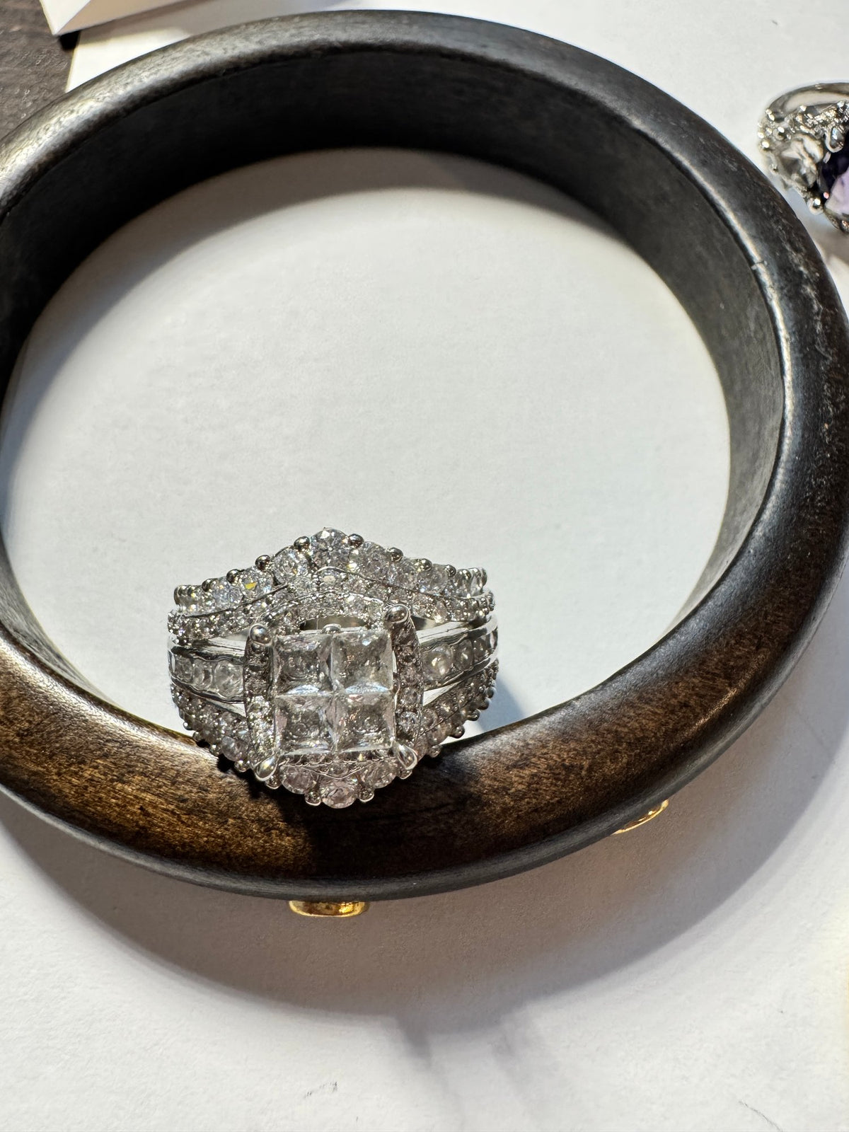Crystal Cluster Cocktail Ring · Pavé Halo · Size 7 Silver-Tone — photo 3