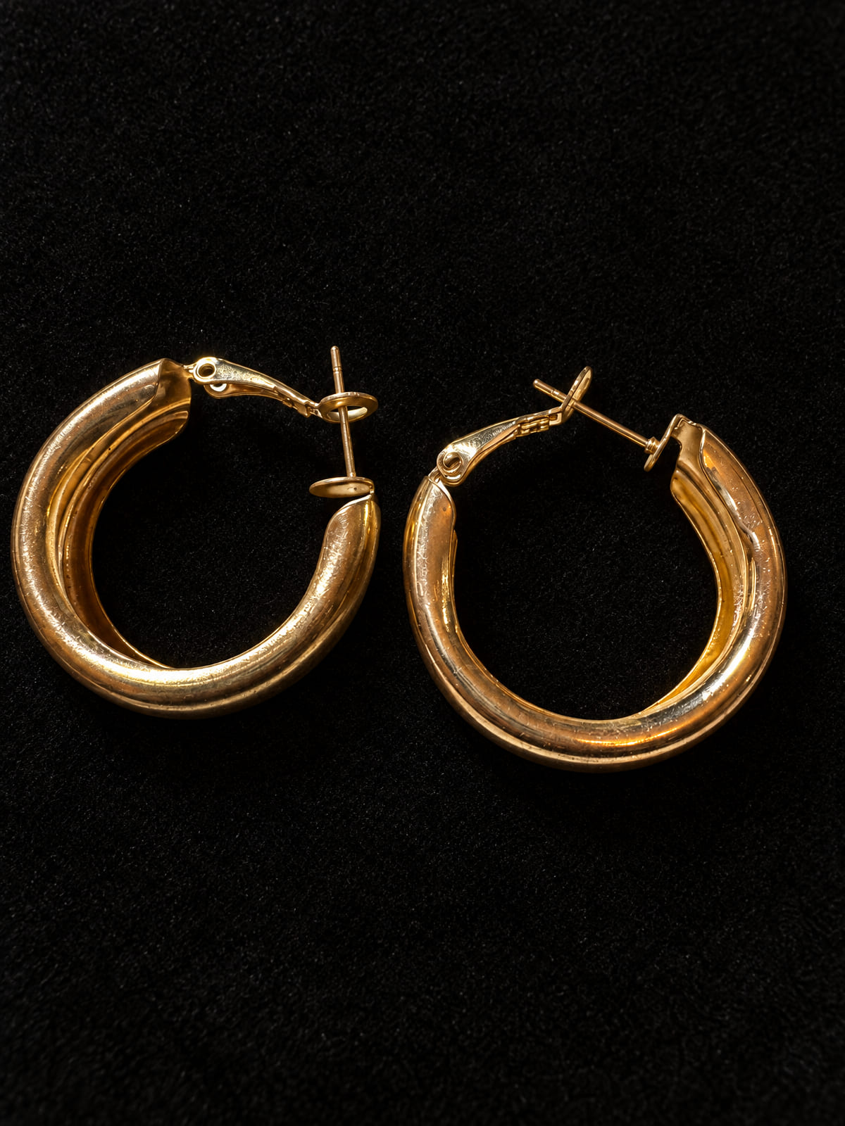 Gold-Tone Chunky Hoop Earrings · Bold Classic · Post & Butterfly