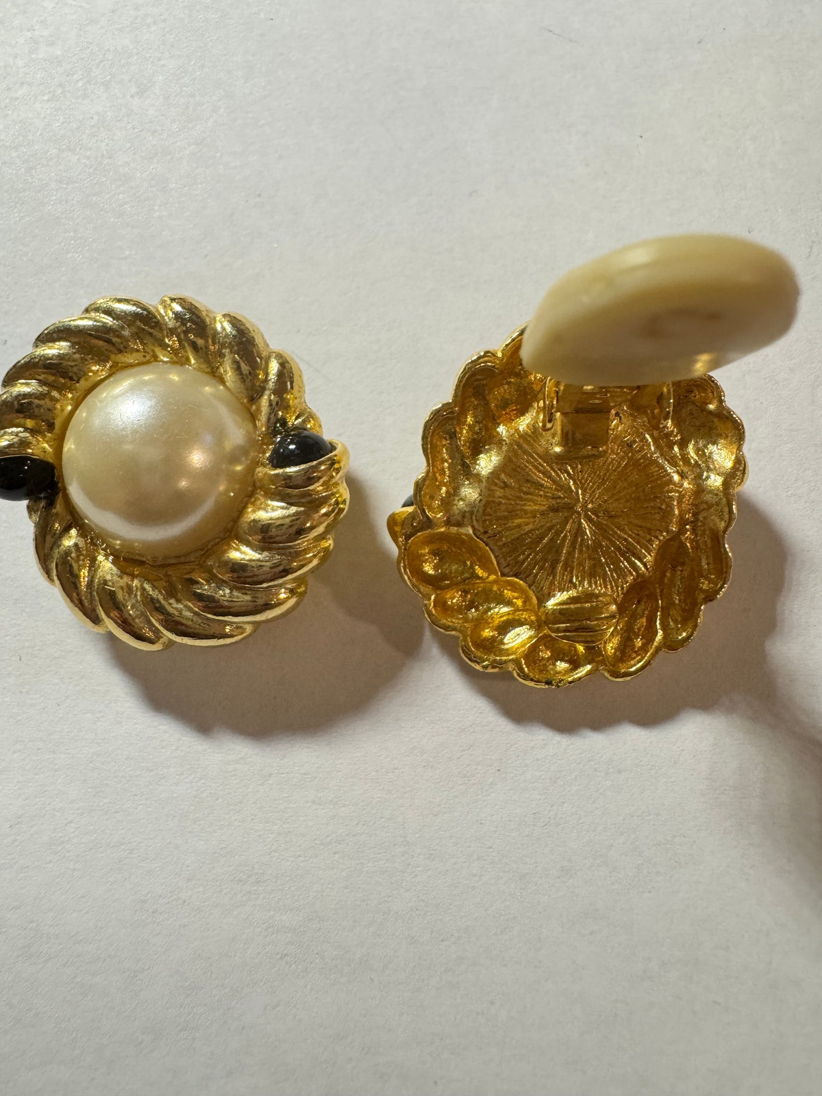 Clip-On Earrings · Gold-Tone Faux Pearl & Black Cabochon · Cream — photo 2