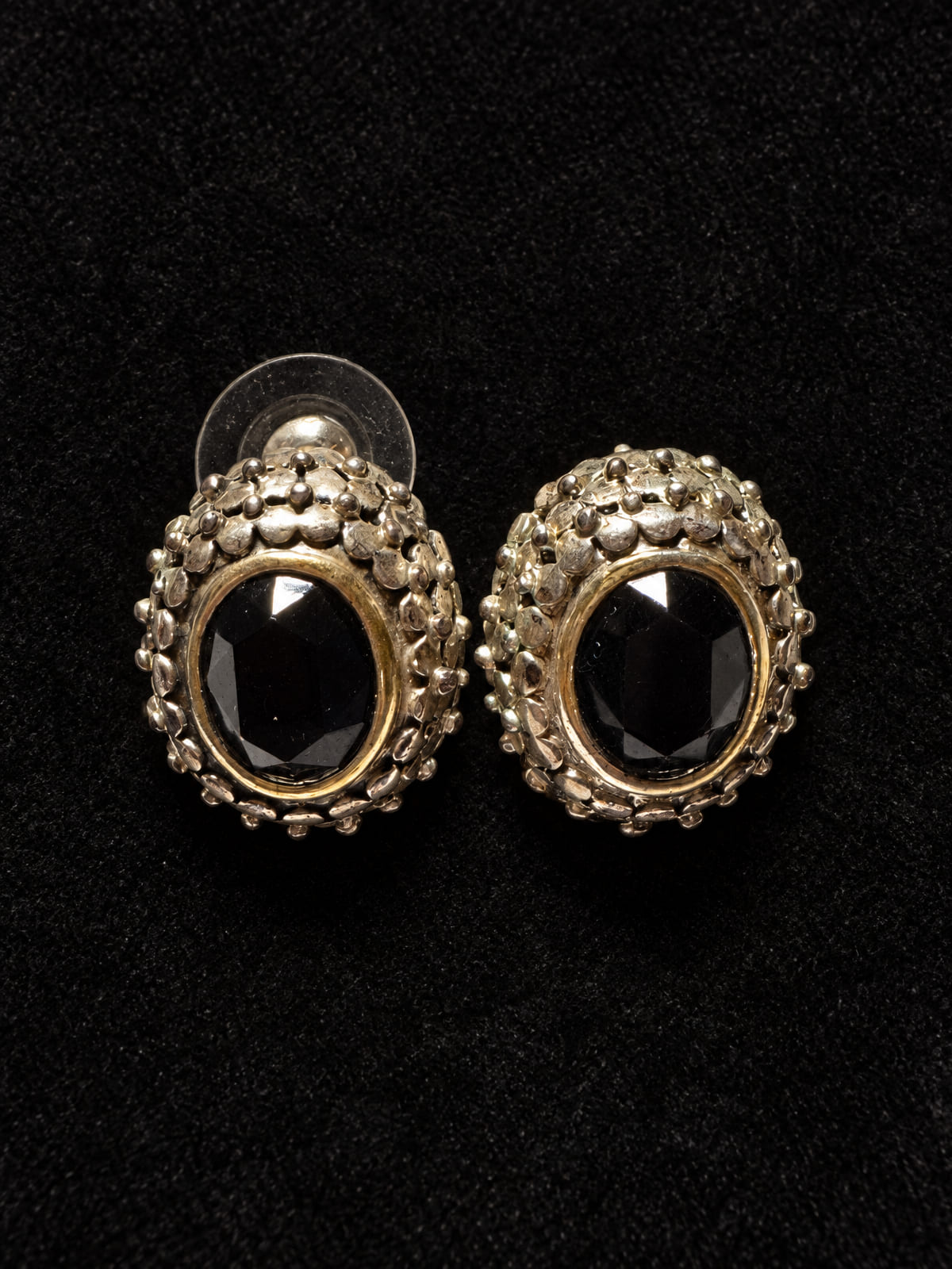 Oval Black Glass Stud Earrings · Repousse Silver-Tone · Statement