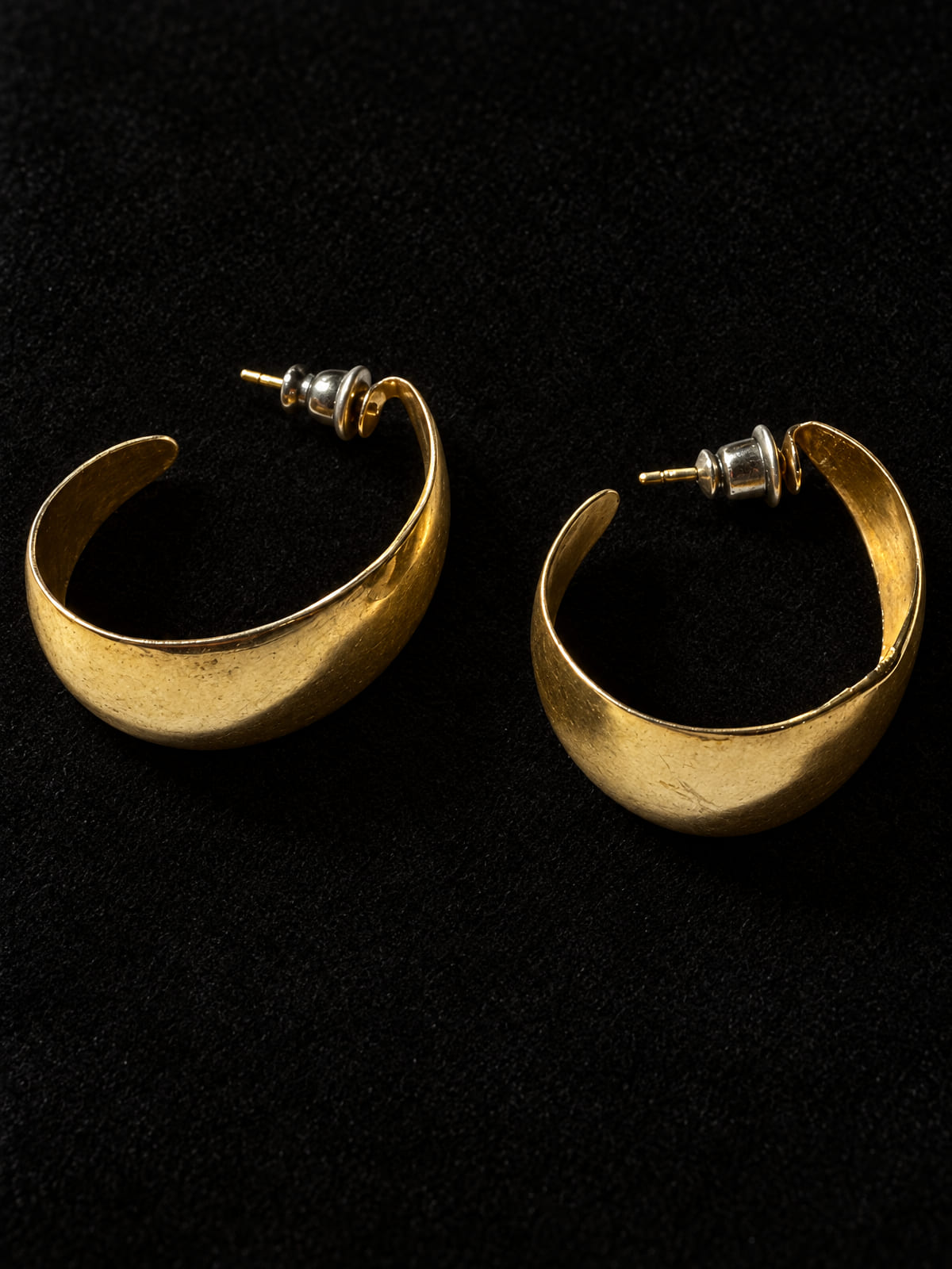 Gold-Tone Wide Hoop Earrings · Minimalist · Post-Back