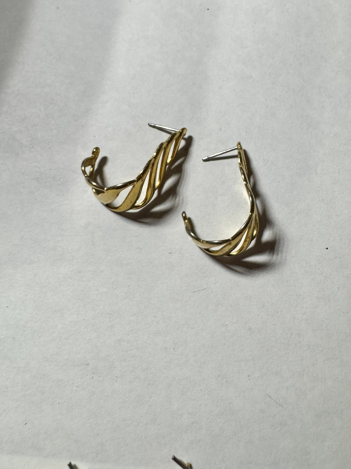 Twisted Ribbon Hoop Earrings · Gold-Tone · Post Back — photo 2
