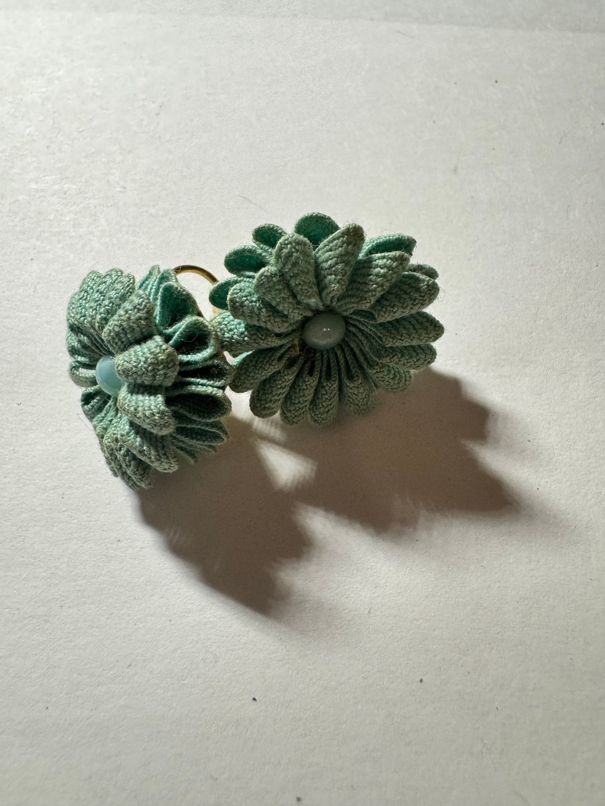 Fabric Flower Clip-Ons · Mid-Century-Style · Sage & Mint Green — photo 2