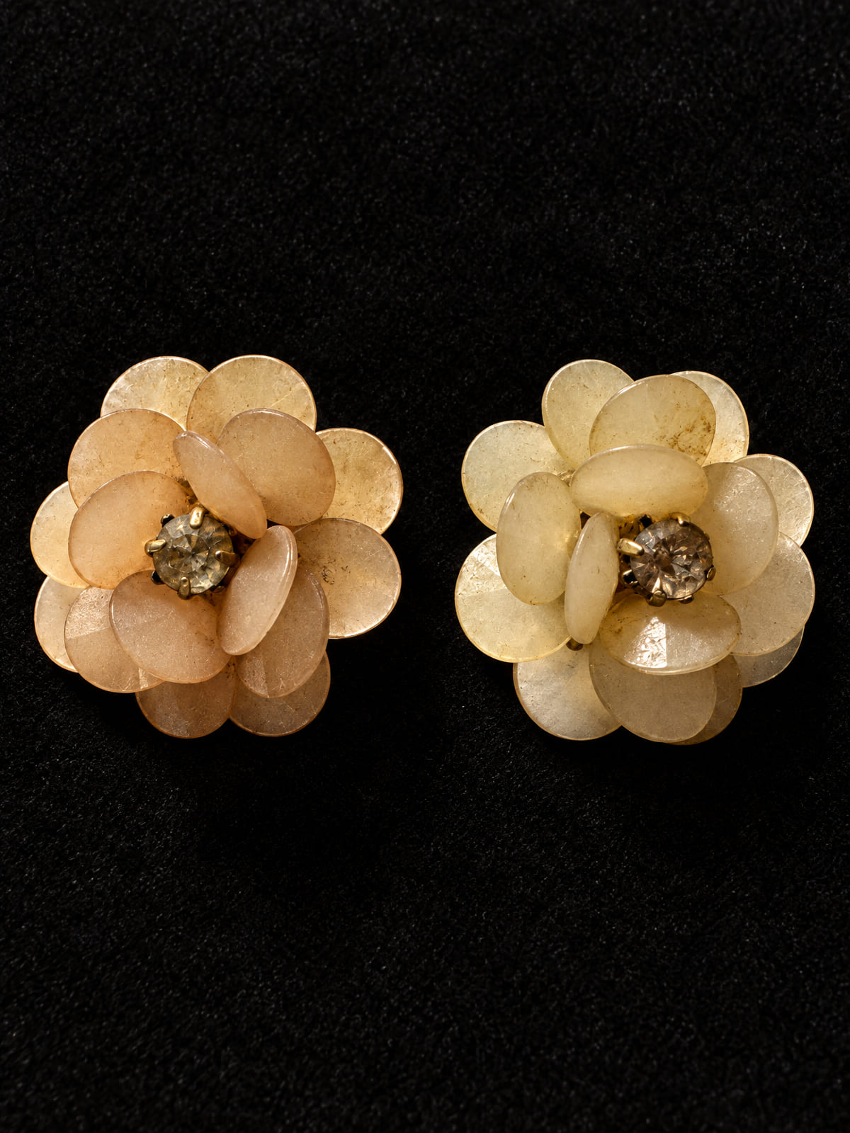 Lucite Flower Clip-On Earrings · Mid-Century-Style · Cream Rhinestone