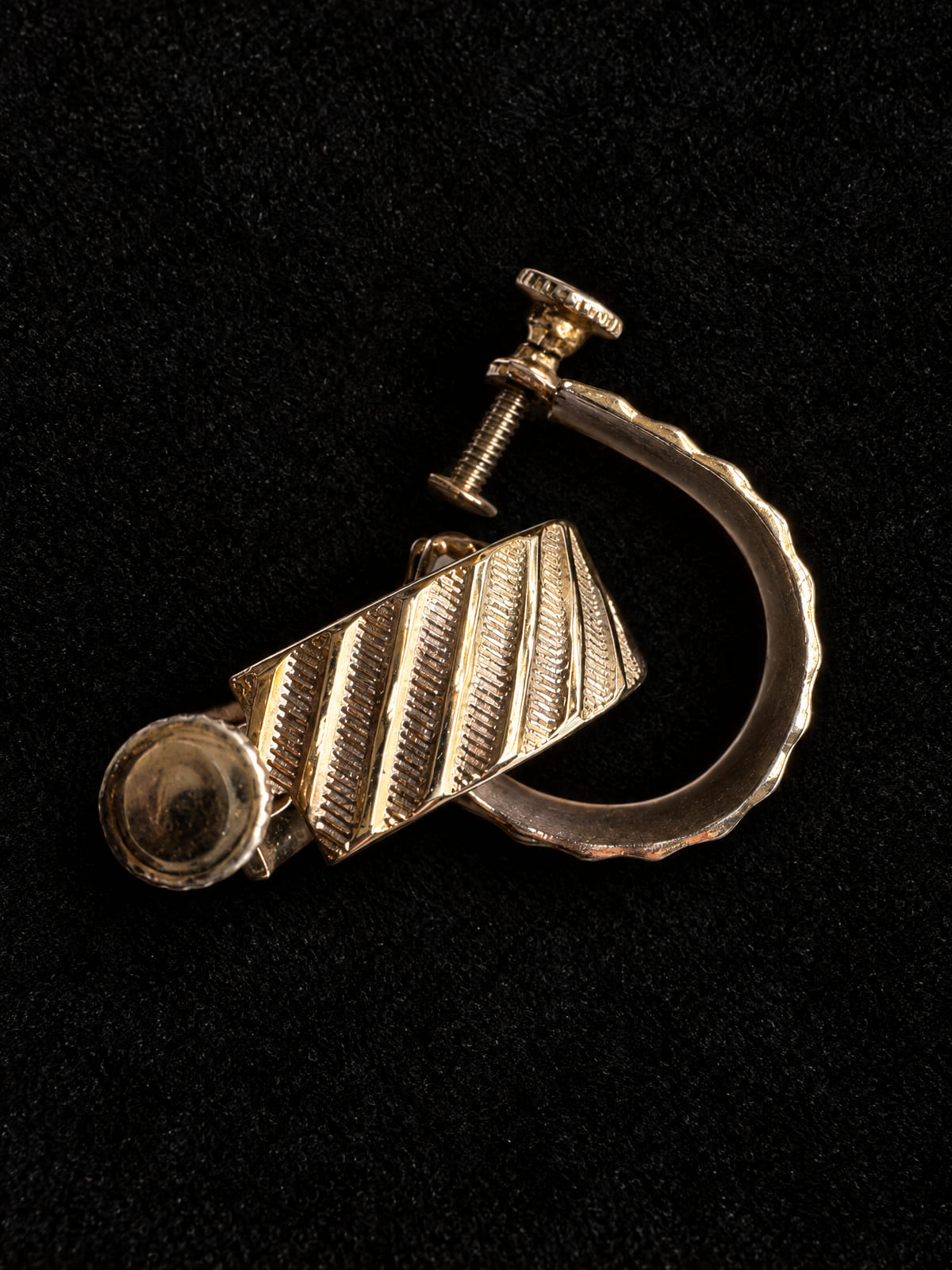 Gold-Tone Screw-Back Hoops · Mid-Century-Style · Qty 2 Pairs