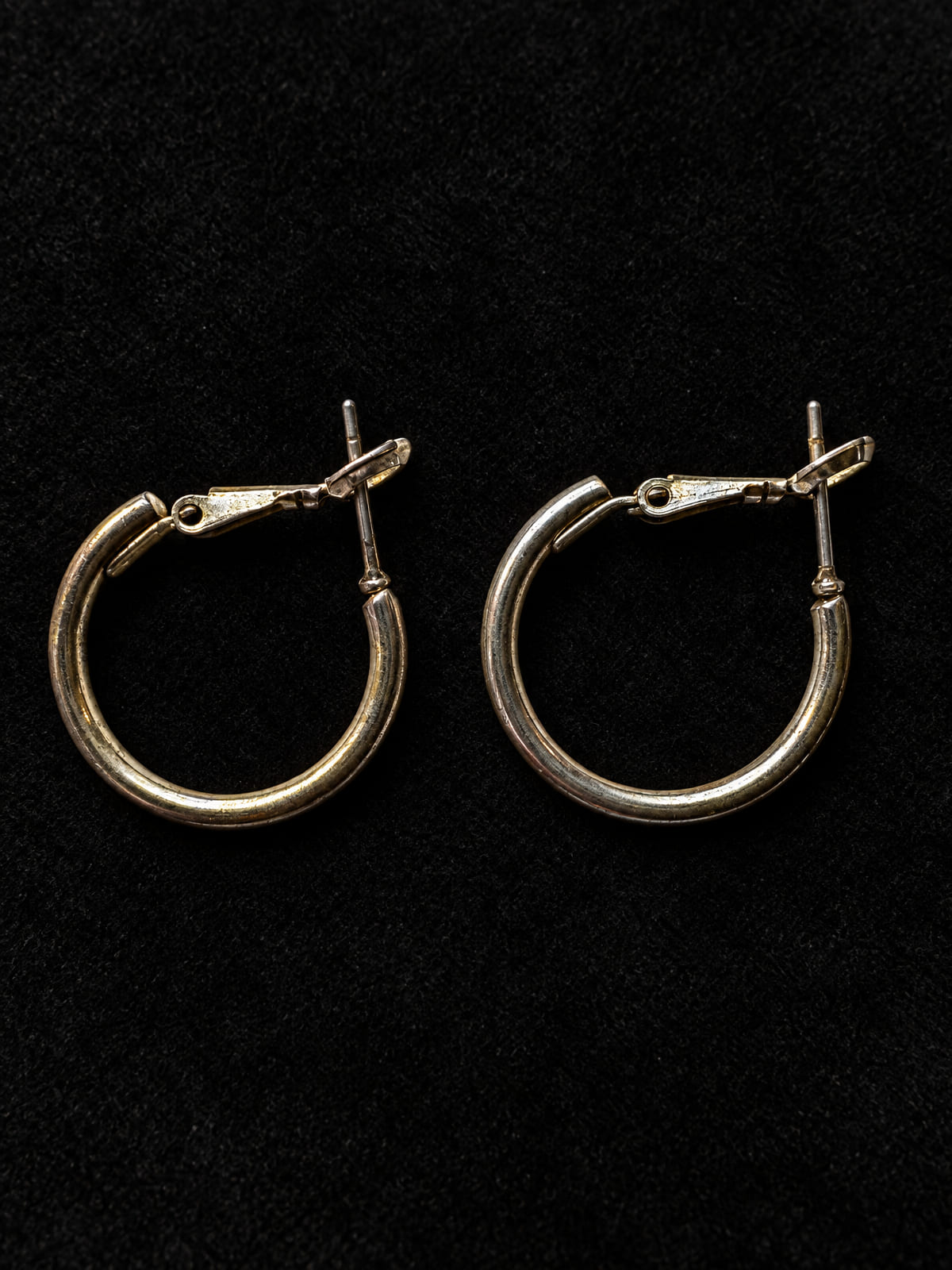 Small Hoop Earrings · Classic Silver-Tone · Click-Top Closure