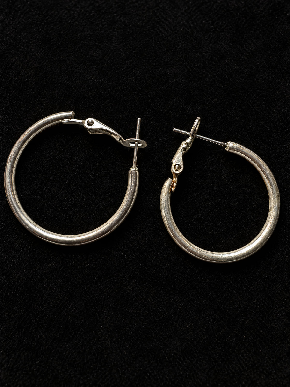 Silver-Tone Hoop Earrings · Everyday Classic · Medium Pair