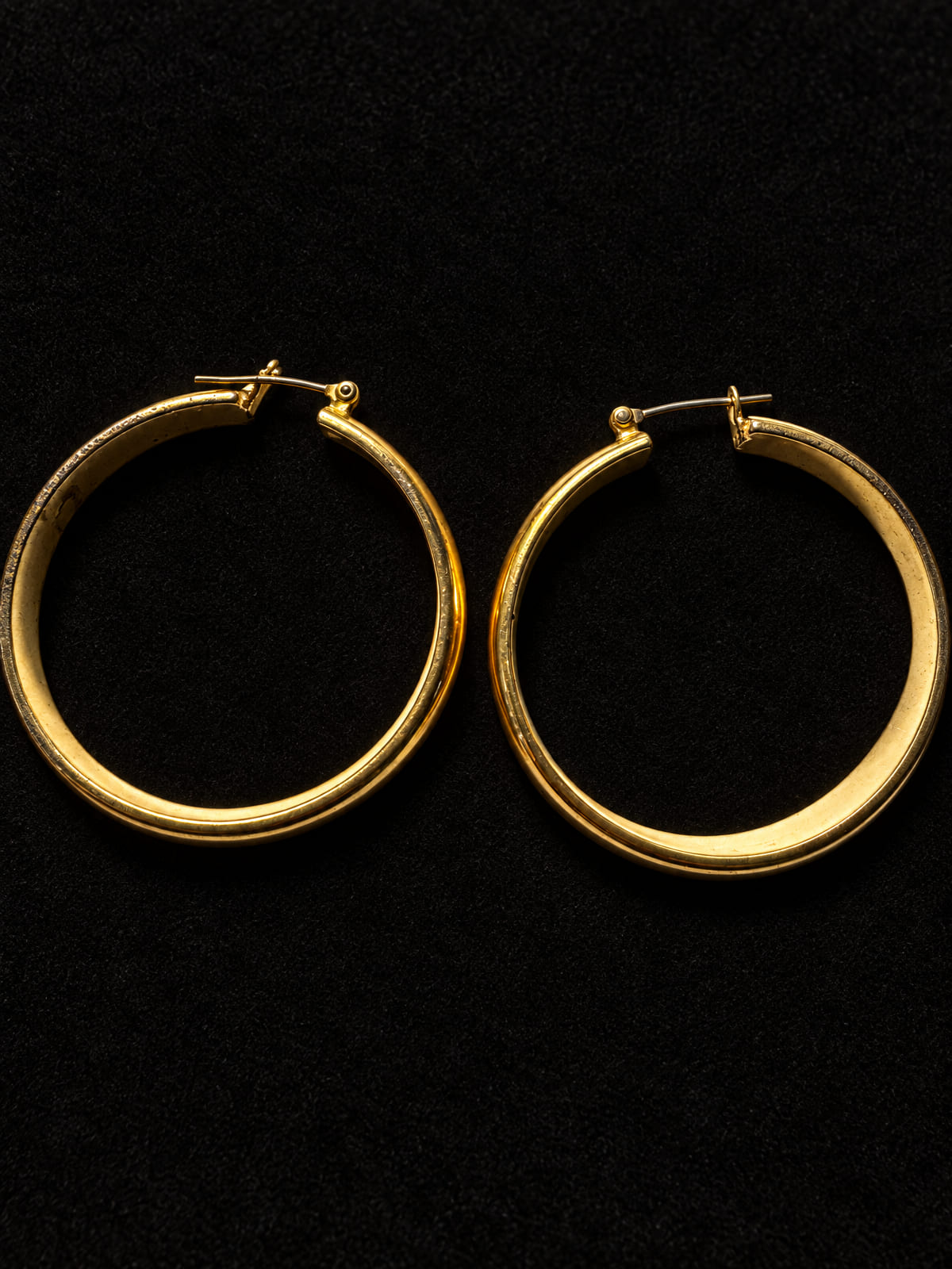 Gold-Tone Hoop Earrings · Minimalist · Large Smooth Classic