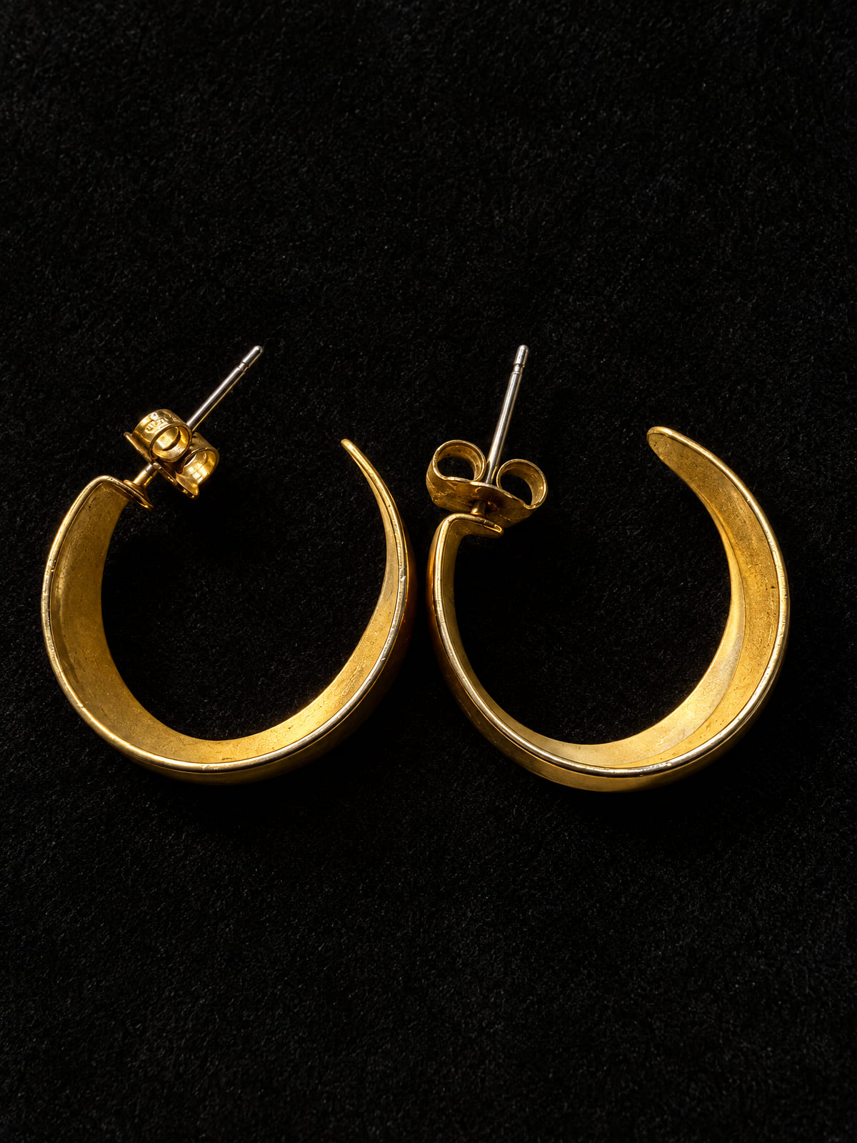 Gold-Tone Half-Hoop Earrings · Minimalist · Wide Band Studs