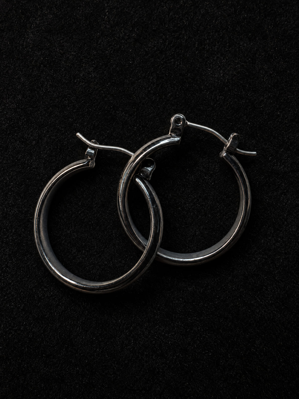 Hoop Earrings · Minimalist · Silver-Tone Latch-Back
