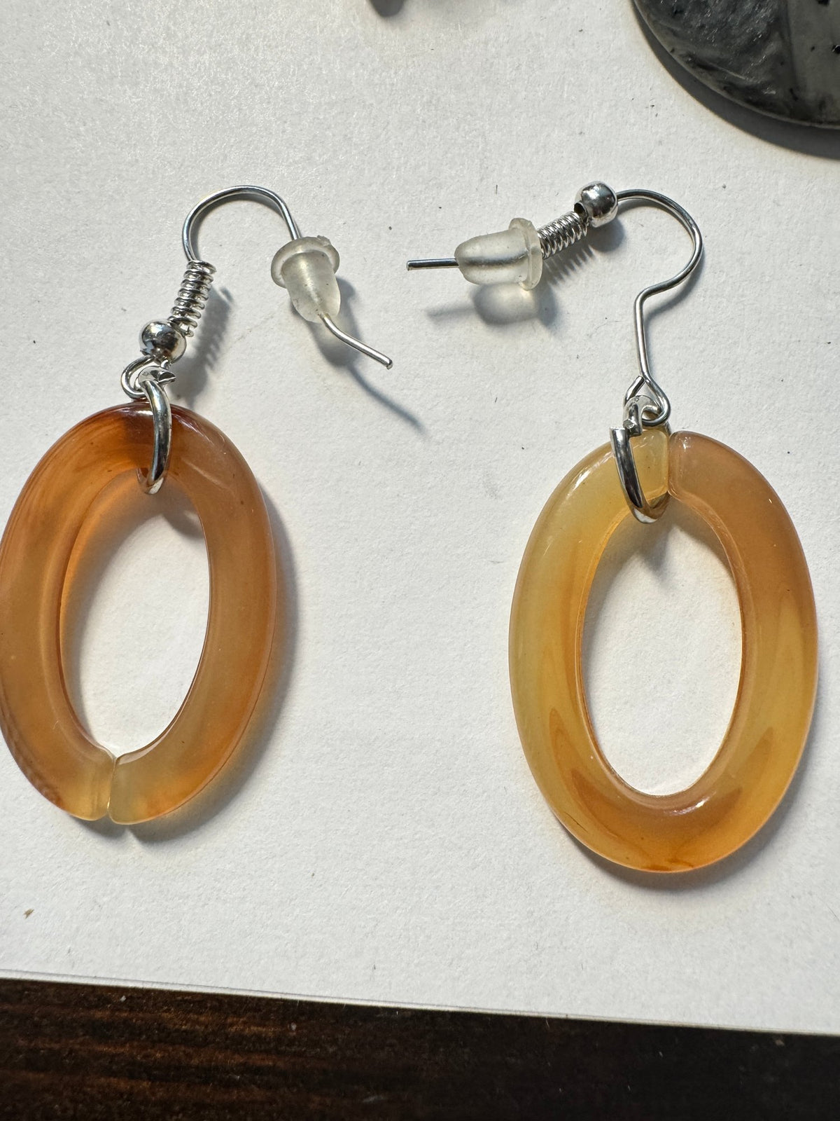 Amber Lucite Oval Drop Earrings · Mod-style · Honey Orange Silver-Tone — photo 2