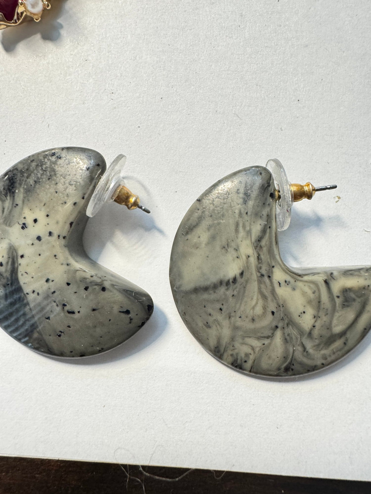 Crescent Hoop Earrings · Marbled Resin · Cream Gray Black Post — photo 2