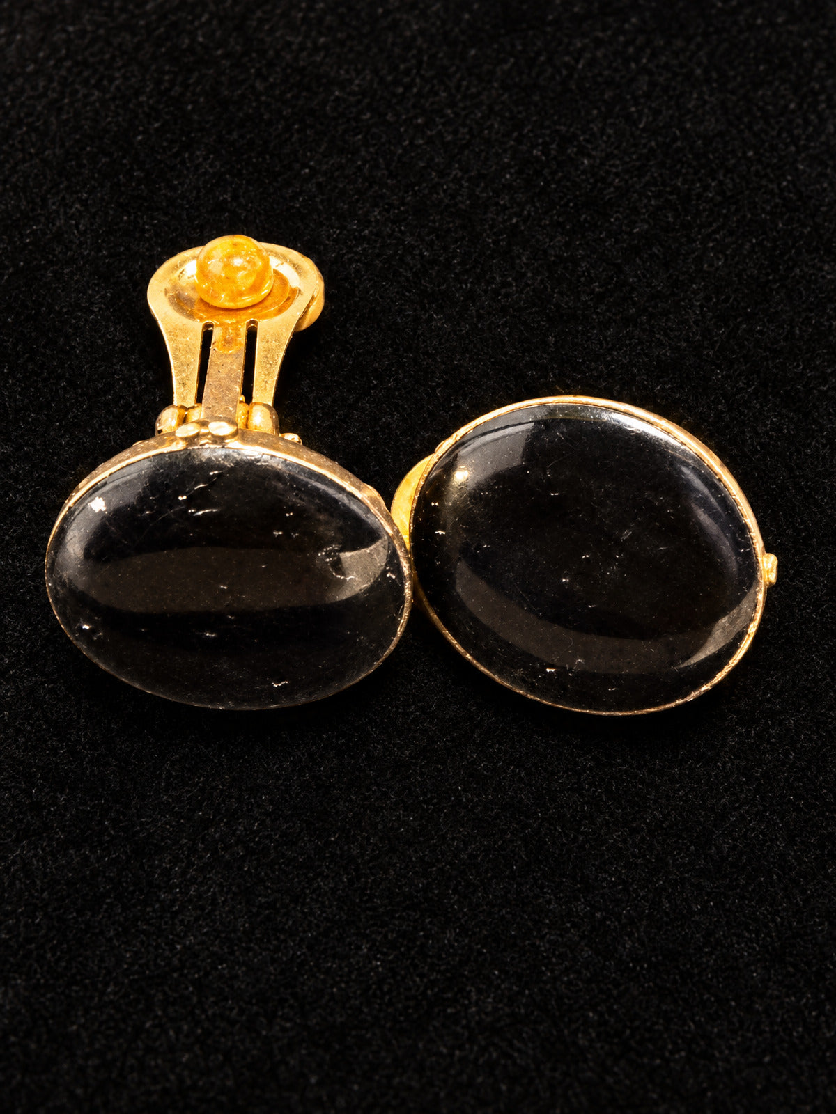 ⚜️ Clip-On Earrings | Black Cabochon & Gold-Tone | Bold Round Statement 💗