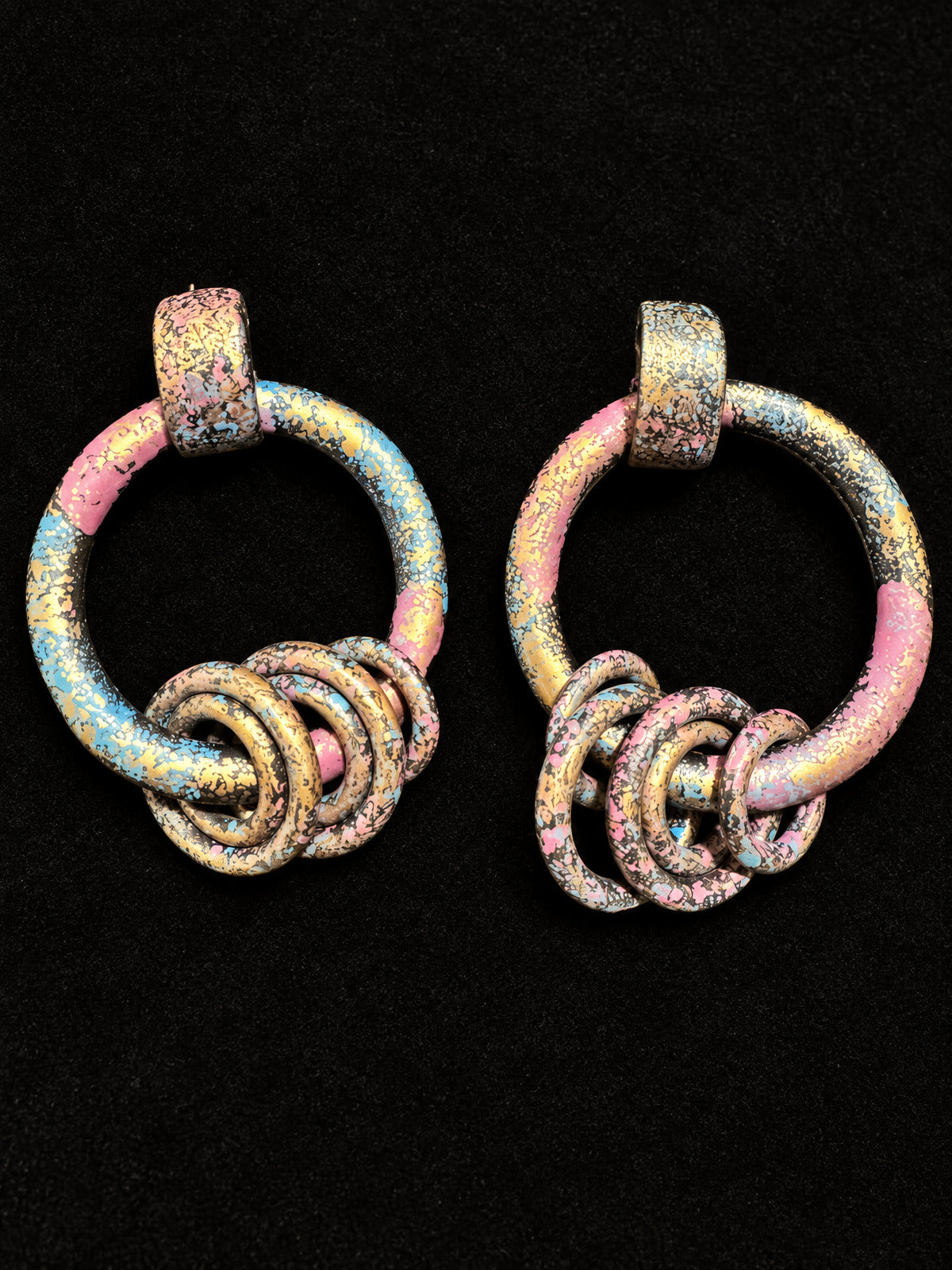 ⚜️ Artisan Hoop Earrings | Knotted Statement | Speckled Multicolor 💗