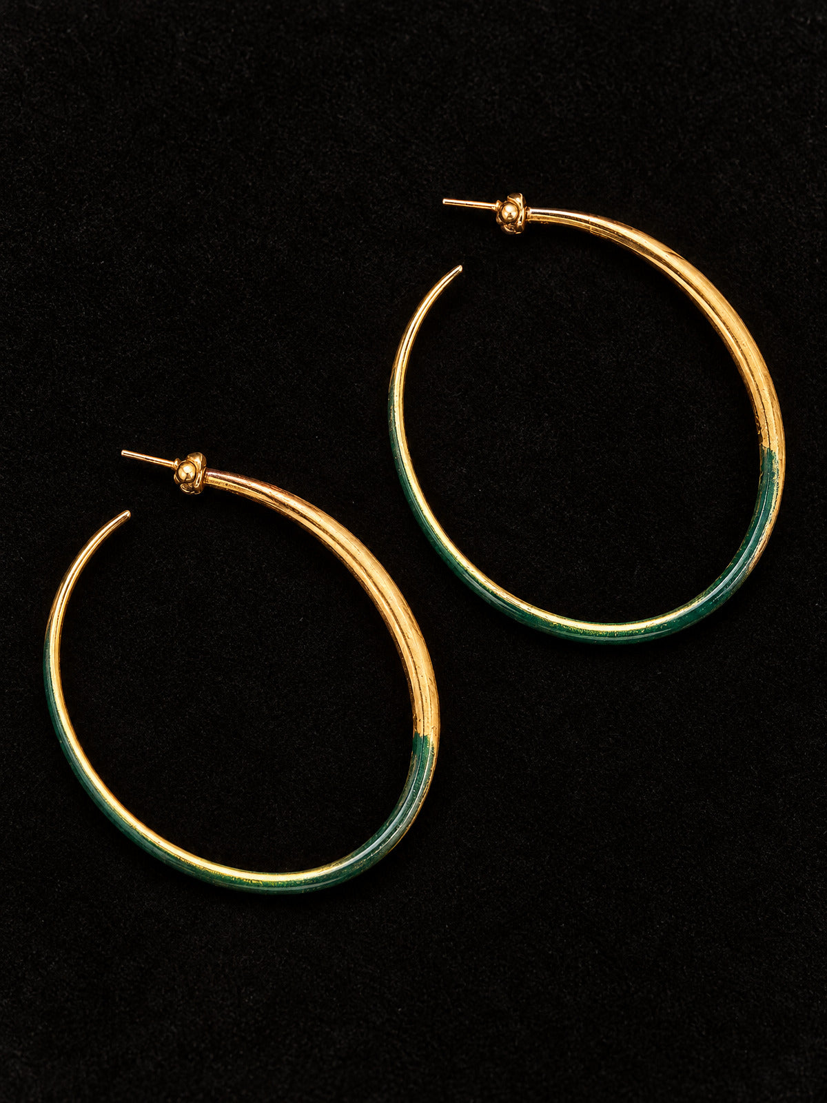 ⚜️ Gold-Tone Hoop Earrings | Emerald Green Enamel | Statement Size 💗