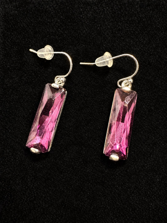 ⚜️ Crystal Drop Earrings | Baguette Bar | Amethyst Pink Post 💗