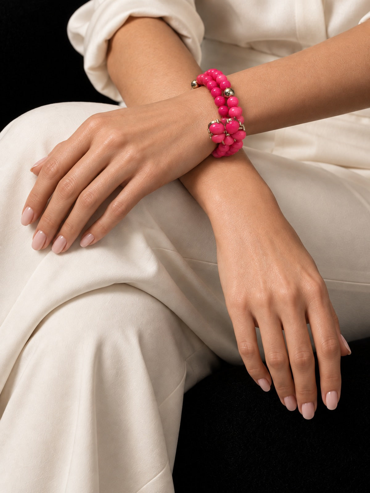 ⚜️ Hot Pink Bead Bracelet | 3-Row Stretch | 1960s Vintage Gold-Tone 💗 — photo 2